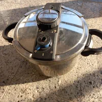 زودپز ۶ لیتری خارجی