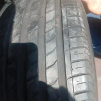 یک عدد لاستیک  225.40.19