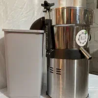 اب میوه و اب هویج گیری ابمیوه گیر هویج صنعتی استیل|آبمیوه‌گیر و آب‌مرکبات‌گیر|تهران, جمهوری|دیوار