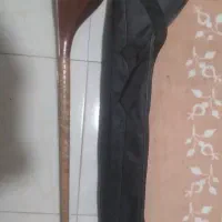 گیتارنوبدون هیچ کارکردی من برادکورگرفته بودم|گیتار، بیس، امپلیفایر|قم, دانش|دیوار