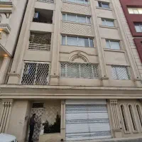 سه-دانگ-آپارتمان-182متری-برق