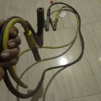 کابل کلفت واصلی متصل به باطری به باطری