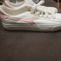 کفش اسپورت در حد نو و نو|کیف، کفش، کمربند|شیراز, سعدیه شمالی|دیوار