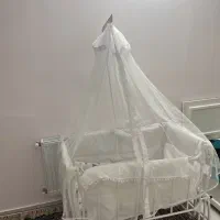 تخت کنار مادر فروشی