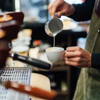 به یک باریستا نیازمندیم