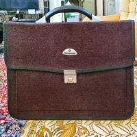 کیف اداری و دانشجویی. با قفل رمز دار
