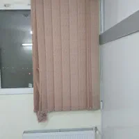 فروش پرده عمودی و لوستر همه با هم ۹۰۰|پرده، رانر، رومیزی|فولادشهر, مسکن مهر فولادشهر|دیوار