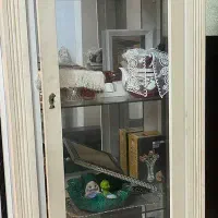 یک دست مبل سلطنتی به همراه(بوفه و جلو مبلی و عسلی)|مبلمان خانگی و میز عسلی|بندر انزلی, کارآموزی|دیوار