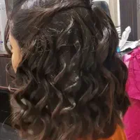 سالن زیبایی لیا