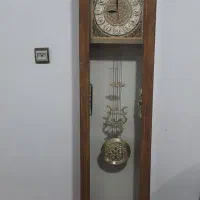 ساعت ایستاده چوبی