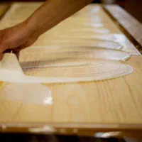 تولید چسب ویژه چوب نجاری مبلمان کابینت درب چوبی