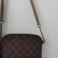 تعدادی کیف دوشی