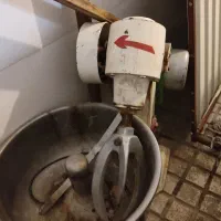 خمیرگیر ۱۴ کیلویی