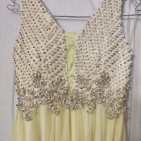 تعدادی لباس سایز ۱