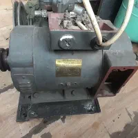 دینام ۲۴ ولت وکولر۳۰۰۰۰ پیستونی