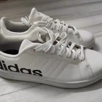 کفش آدیداس کورت اصل سایز 41