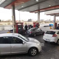 استخدام کارگر سکوی پمپ بنزین