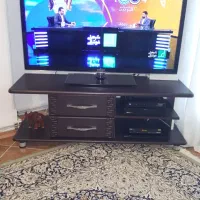 تلویزیون سامسونگ ۴۶ با سینما خانگی ، میز تلویزیون