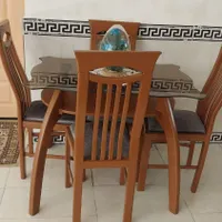 میز غذاخوی درحد نو