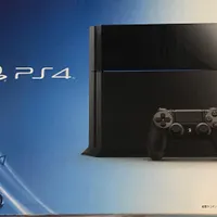 فروش یک دستگاه PS4 فت با تجهیزات