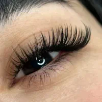 کاشت و اکستنشن مژه