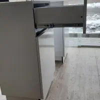 دکور آرایشگاه زنانه|آرایشگاه و سالن‌های زیبایی|مشهد, کوشش|دیوار