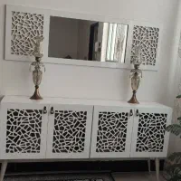 آینه کنسول و شمعدانی