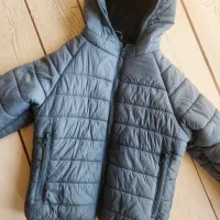 کاپشن بچه گانه پسرانه  ۶ و۷ سال  در حد نو