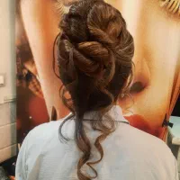 برای اولین بار درقم عروس اقساطی|خدمات آرایشگری و زیبایی|قم, سالاریه|دیوار