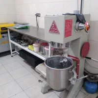 کلیه وسایل نان فانتزی وقنادی واگذارمی شود|فروشگاه و مغازه|خوی, |دیوار