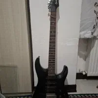 گیتار قدیمی