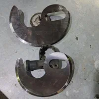 تیغ سبزی خردکنی استیل ۶۰ ۷۰ ۹۰ پنجره شبکه چرخ گوشت|خردکن، آسیاب، غذاساز|تهران, یافت آباد جنوبی|دیوار