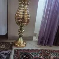 گلدان طلایی