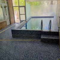 ویلا آب گرم سر پوشیده|اجارهٔ کوتاهمدت آپارتمان و سوئیت|شاندیز, |دیوار