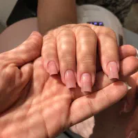 کاشت ناخن(ترمیم،آموزش اصولی)|خدمات آرایشگری و زیبایی|مشهد, بهمن|دیوار