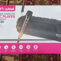 اسپیکر به عمراه میکروفون