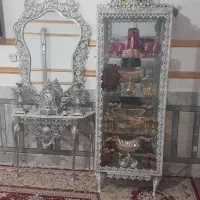 ویترین ،ساعت و آینه شمعدان درحد نو|بوفه، ویترین، کنسول|لردگان, |دیوار