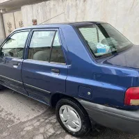 پراید ۹۶  یک گلگیر رنگ ابی کاربنی