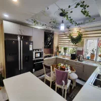 ۸ متر کابینت mdf دست دوم(سینک وهودو گاز)