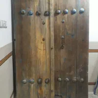 درب چوبی قدیمی
