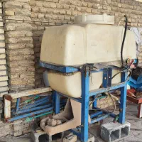 سمپاش ۴۰۰ لیتری سالم سالم بدون پمپ