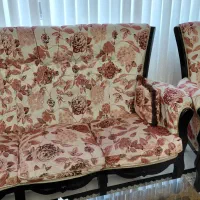 مبل ۸ نفره و میز عسل