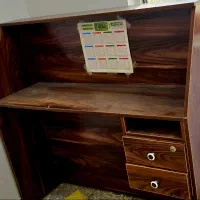 فروش فوری میز منشی همراه با صندلی