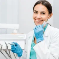 دستیار دندانپزشک