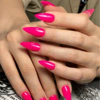 تخفیف خدمات کاشت ناخن بمدت یکماه|خدمات آرایشگری و زیبایی|رشت, آب و برق|دیوار