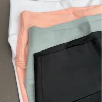 لگ فلامنت پلاس|لباس|رشت, توشیبا|دیوار