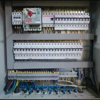 برقکار ساختمان در سربندر