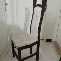 صندلی چوبی