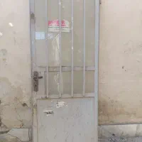 پنجره درب سالنی درب سرویس حفاظ دار سینگ ایرانیت