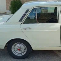 ماشین پیکان سواری